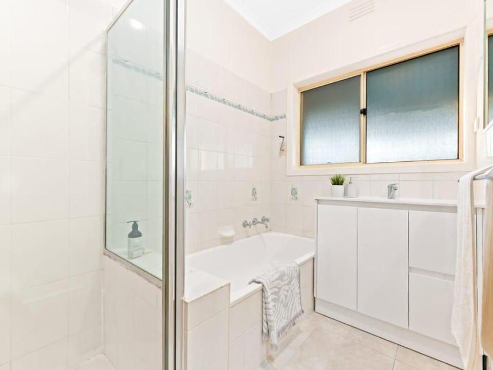 Room in Noble Park for $250