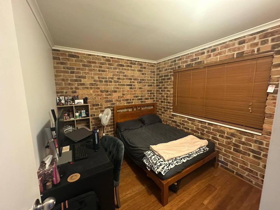 Room in Toowong for $325