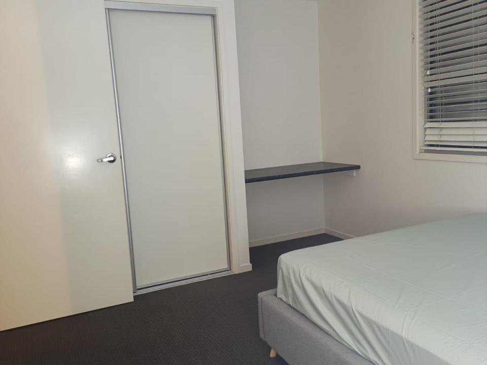 Room in Southport for $290