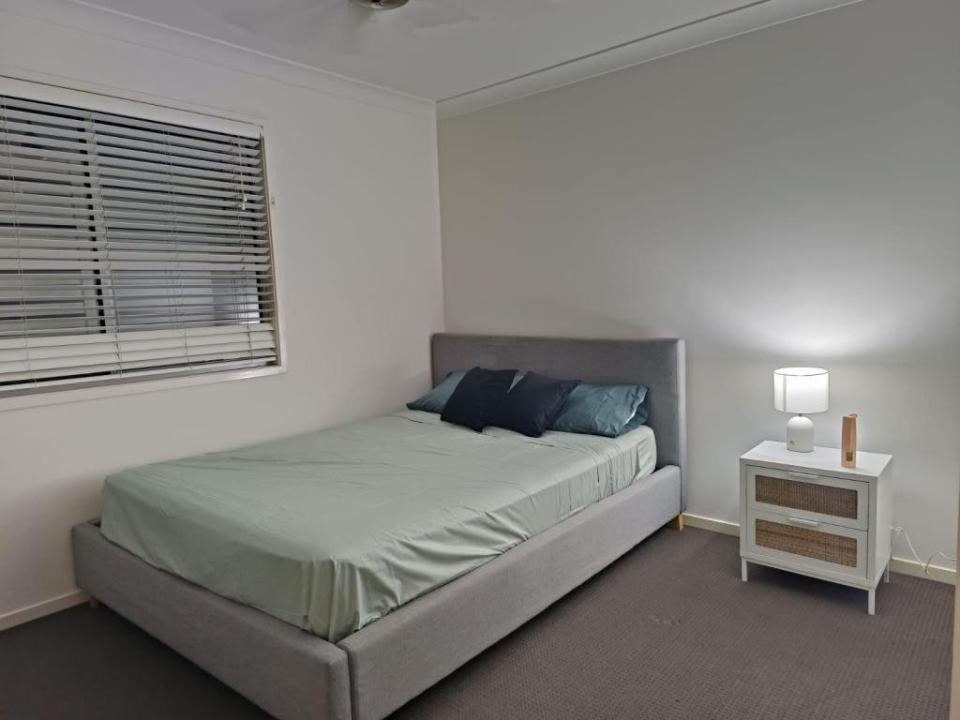 Room in Southport for $290