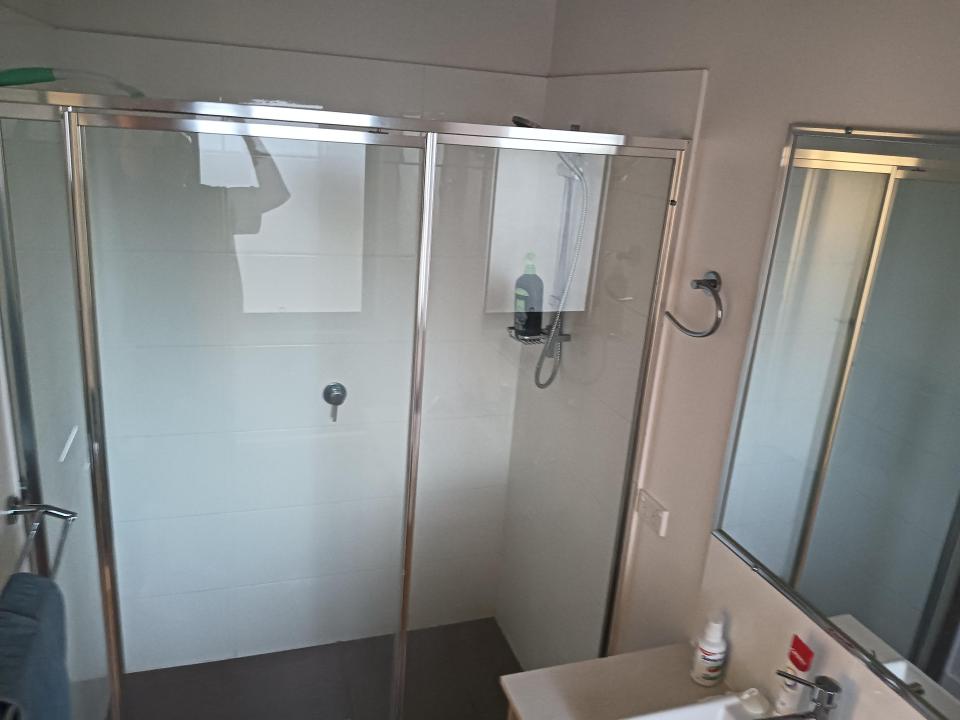 Room in Elanora for $340