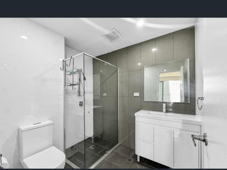 Room in Quakers Hill for $370