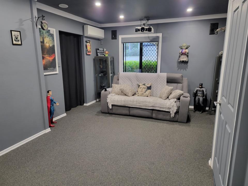 Room in Hope Island for $430