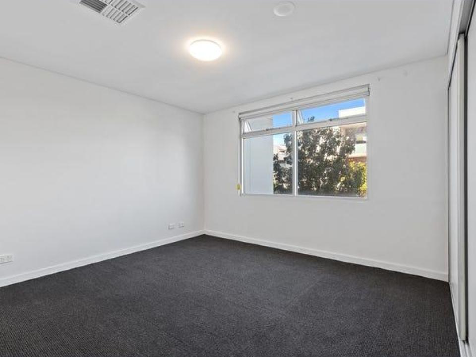 Room in Findon for $300